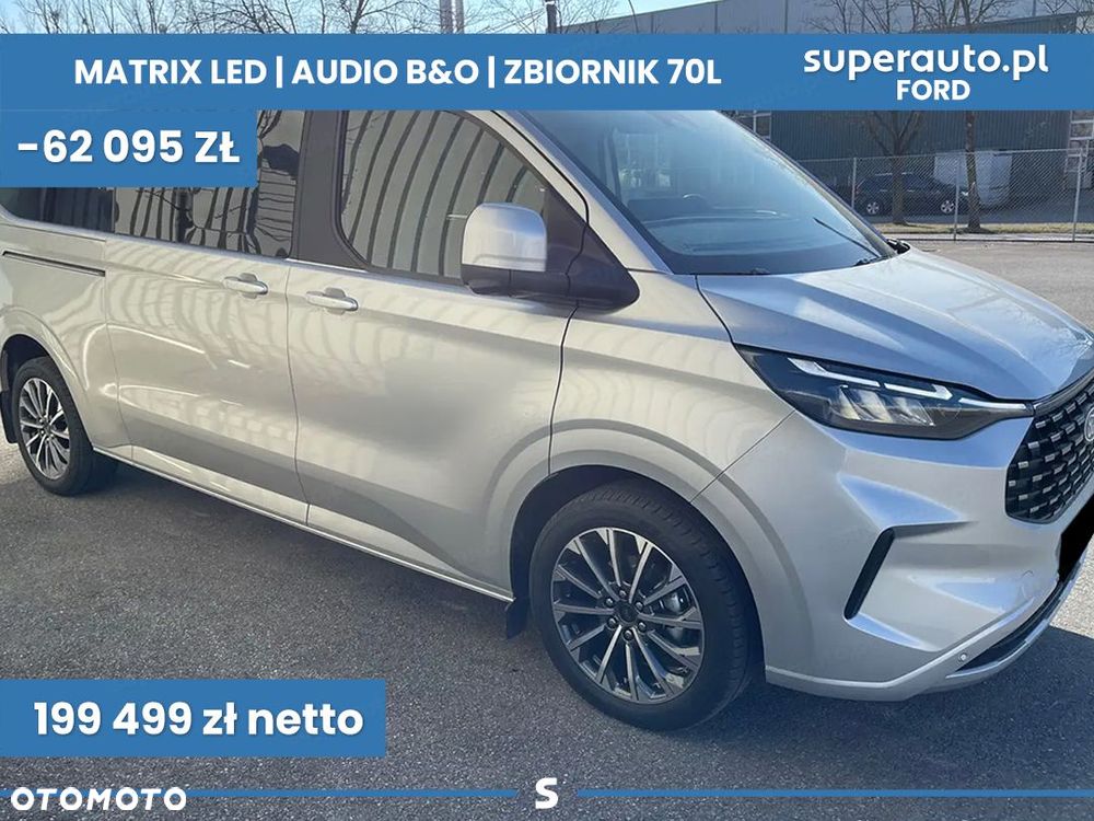 Ford Tourneo Custom - 1