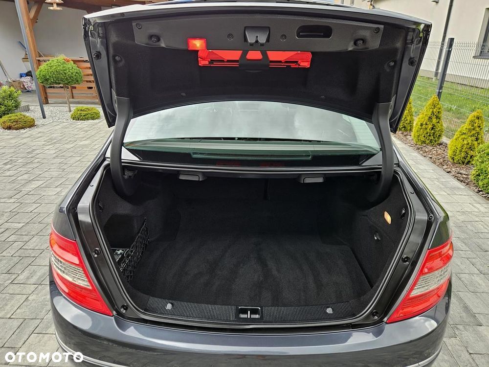 Mercedes-Benz Klasa C 200 Kompressor Elegance - 34
