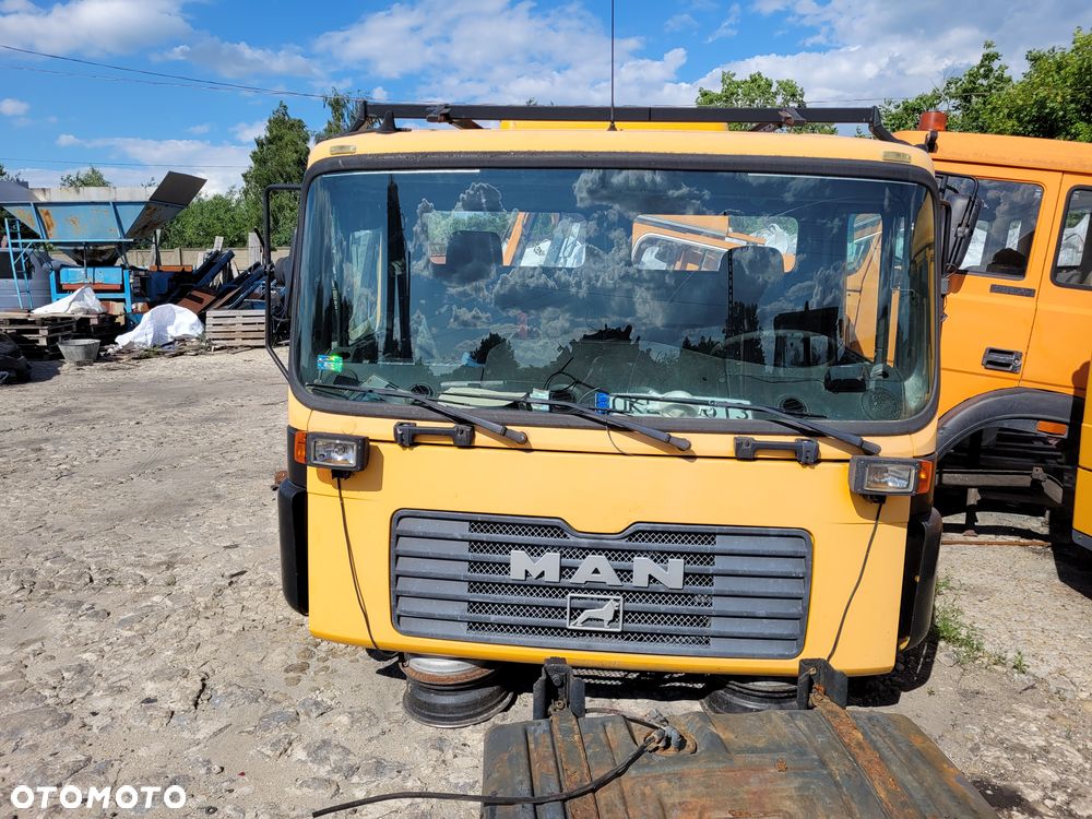 Kabina dzienna Man F2000 - 2