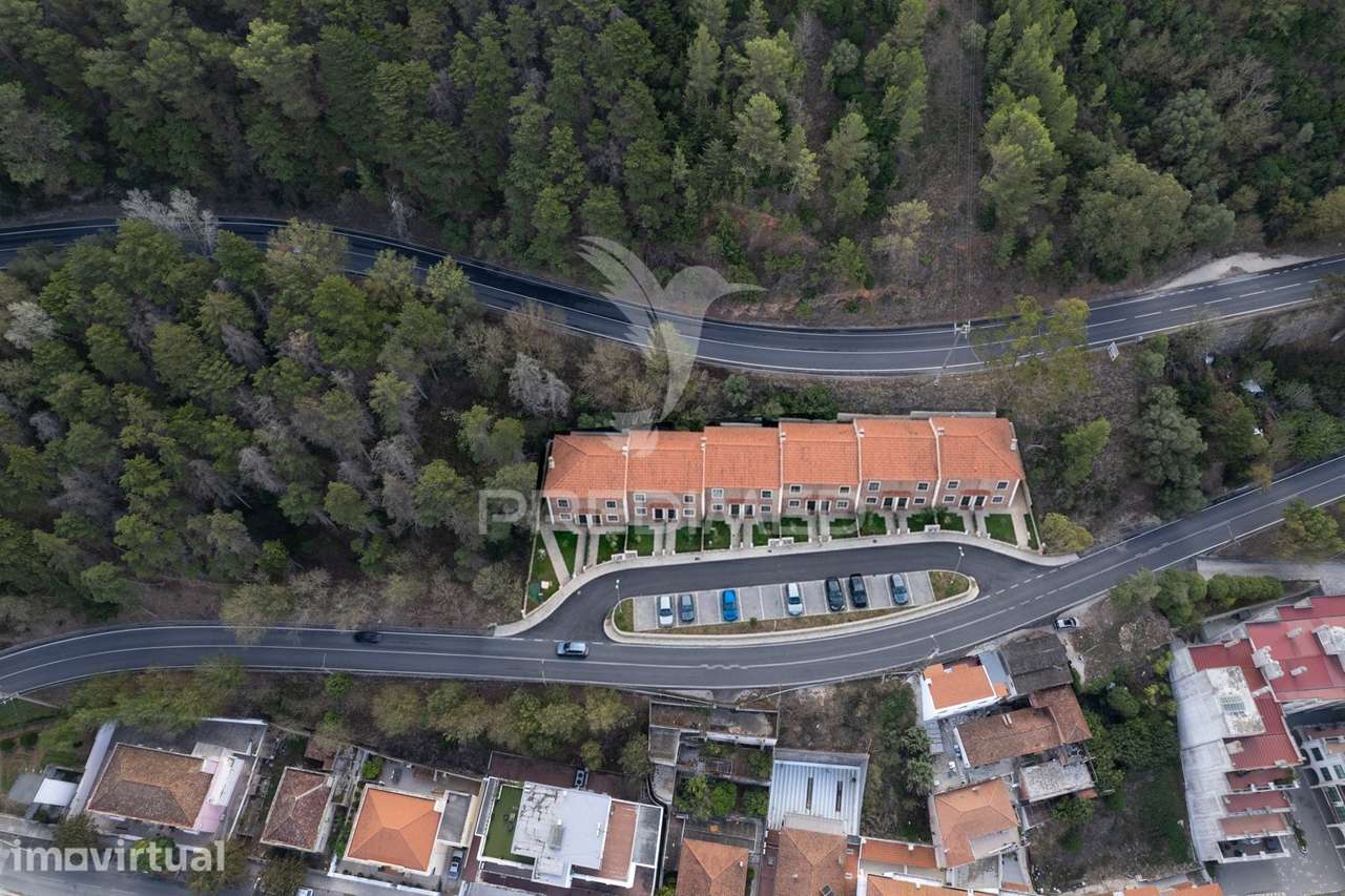Terreno Urbano para Construção de Moradias em Banda no Centro de Al... - Grande imagem: 2/15