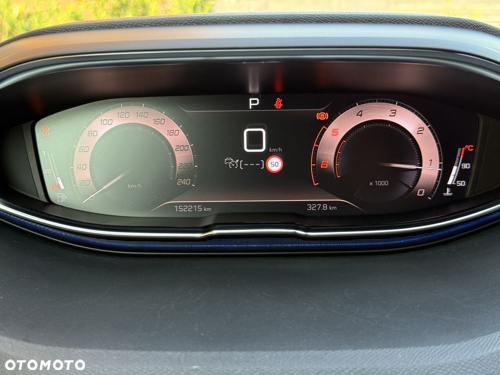 Peugeot 5008 1.5 BlueHDi GT S&S EAT8 - 26