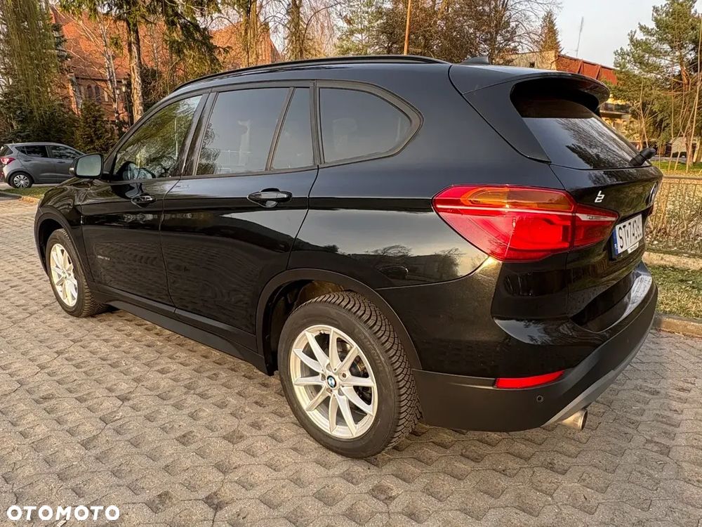 BMW X1 sDrive18d - 4