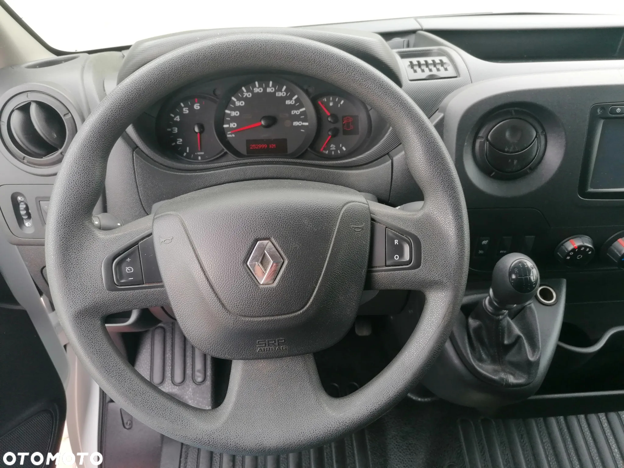 Renault Master - 10