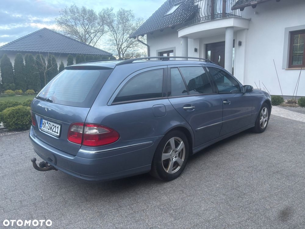 Mercedes-Benz Klasa E 220 CDI T Avantgarde - 5