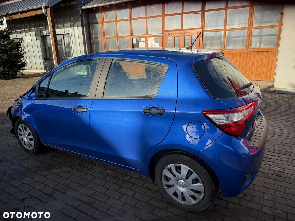Toyota Yaris 1.0 VVT-i - 27