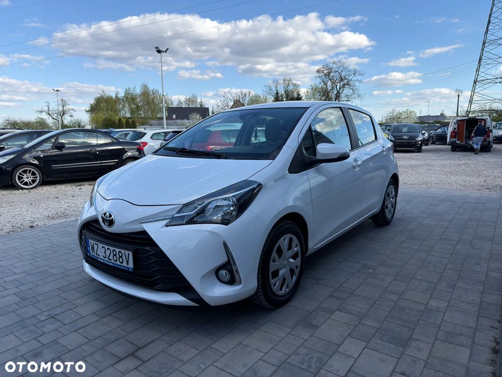 Toyota Yaris 1.5 Premium CVT - 12