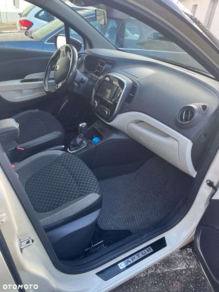 Renault Captur 1.2 Energy TCe Intens EDC EU6 - 10