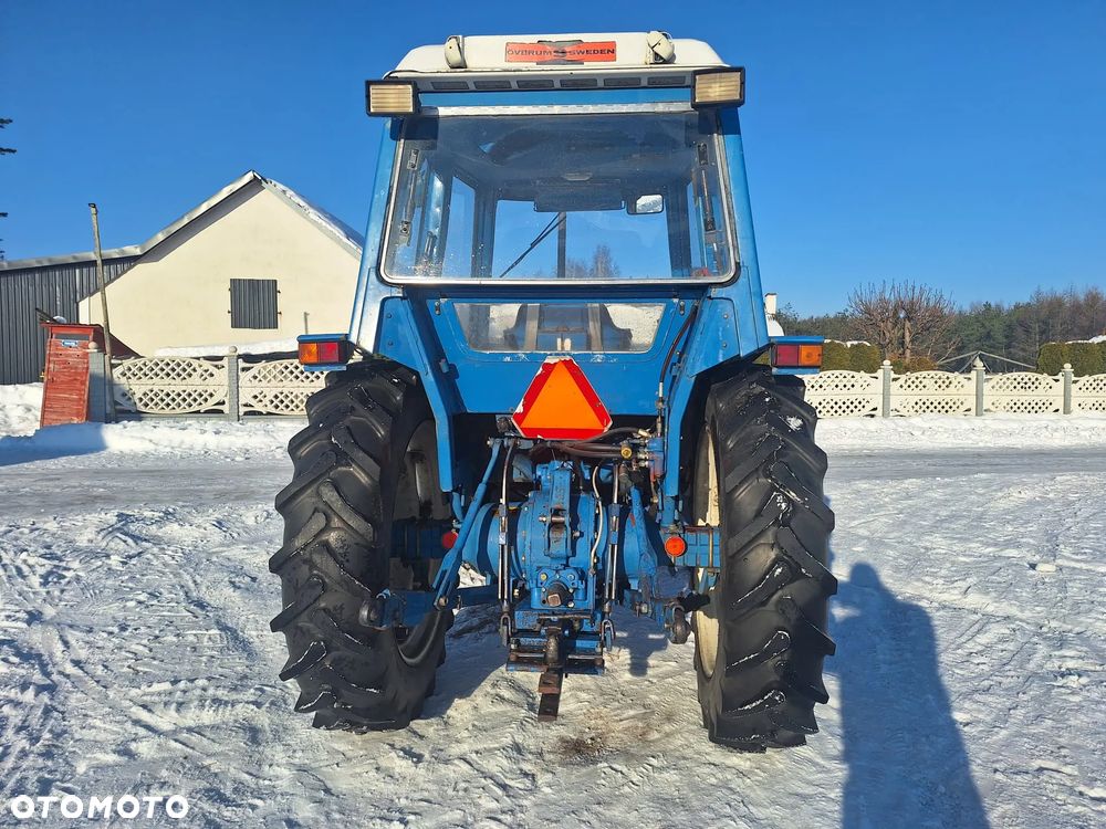Ford 4600 - 13