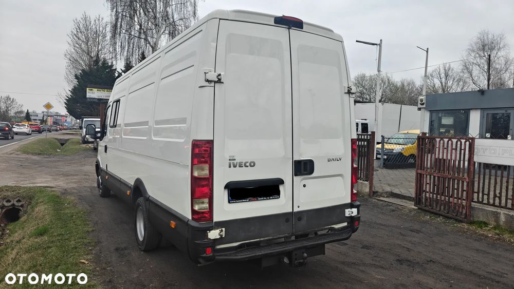 Iveco Daily  35C13 MAXI brygadówka 7 osób BLIŹNIAK KLIMA TEMPOMAT HAK - 4