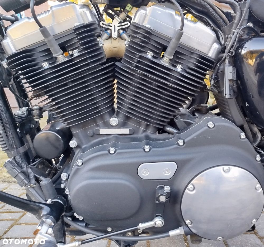 Harley-Davidson Sportster Forty-Eight - 10
