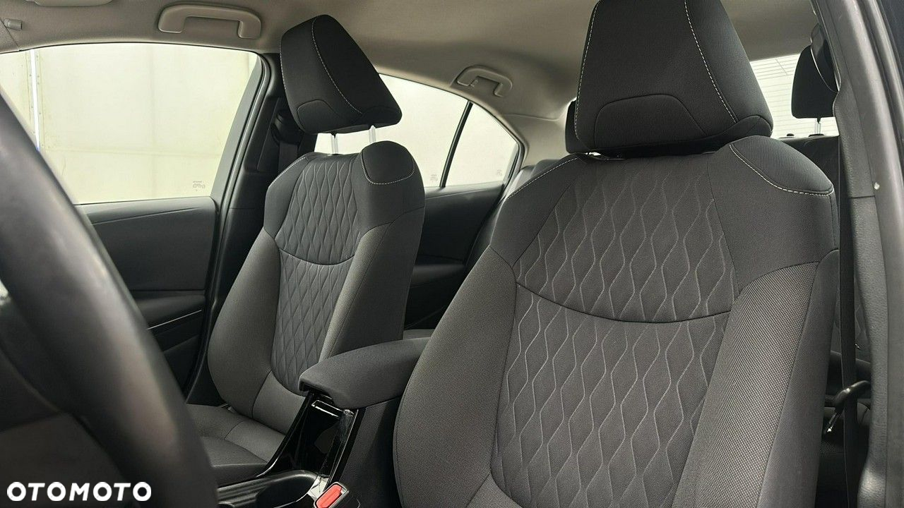 Toyota Corolla 1.8 Hybrid Active - 17