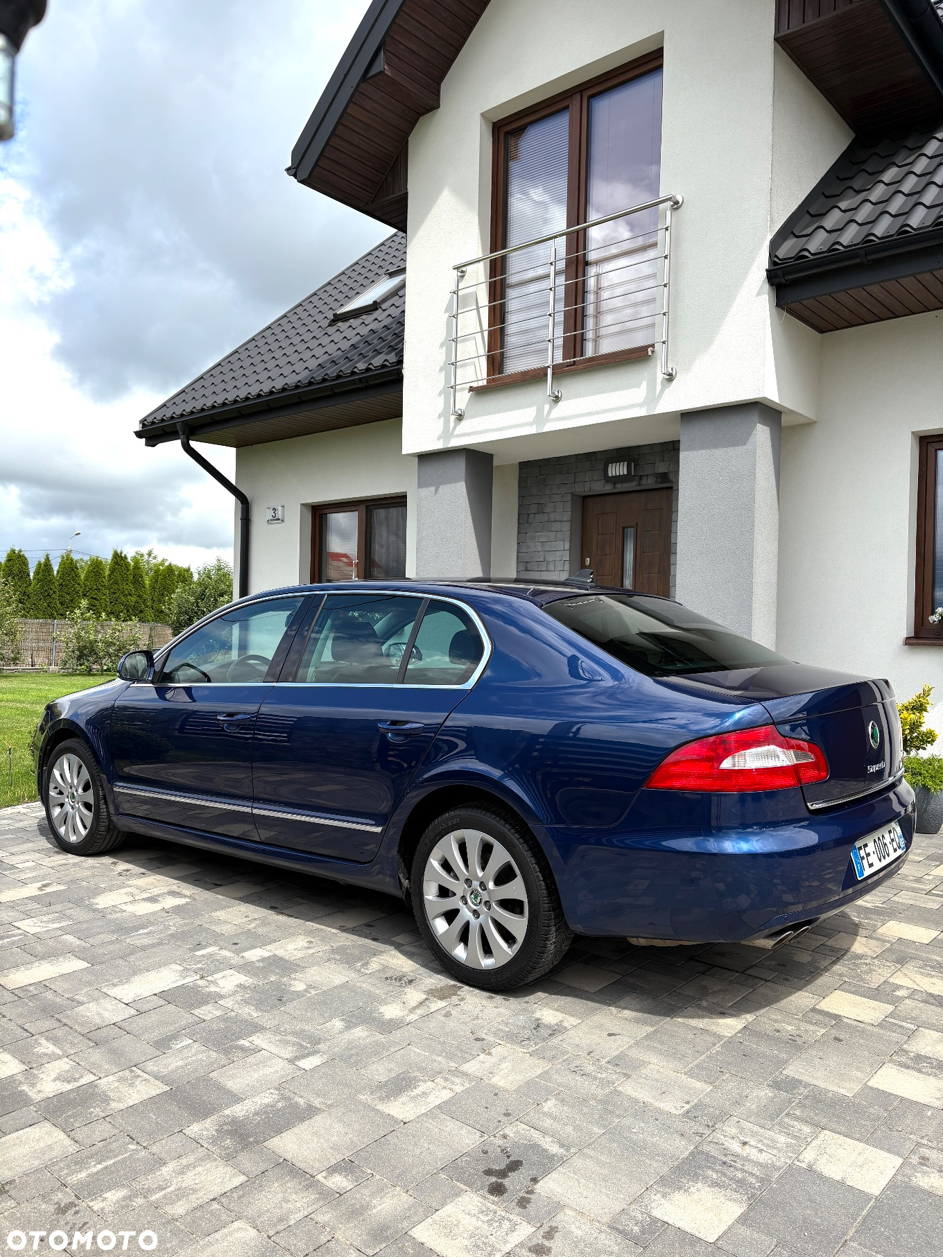 Skoda Superb 2.0 TDI Exclusive - 4