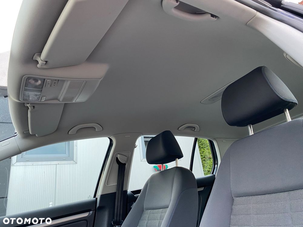 Volkswagen Golf 1.6 United - 32