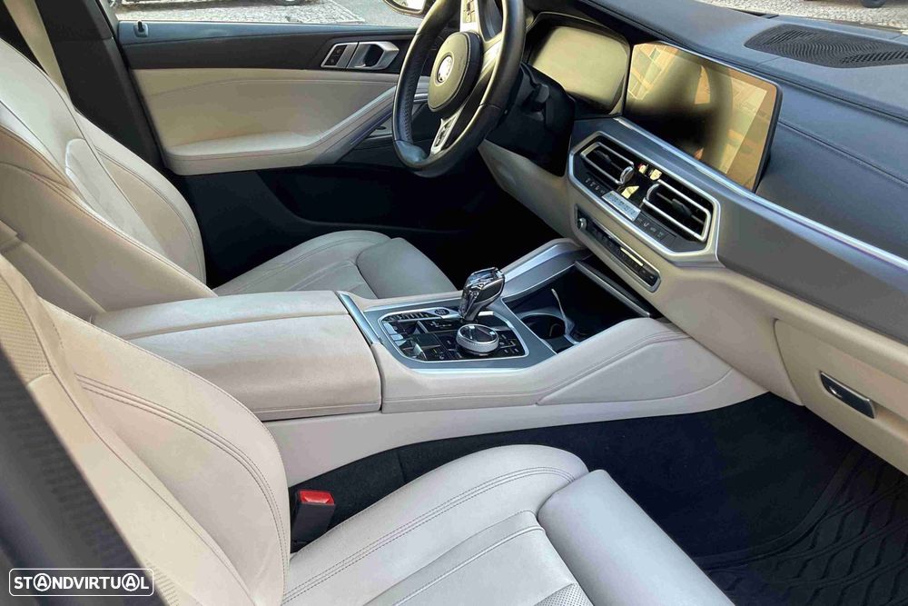 BMW X6 40 i xDrive Pack M - 11
