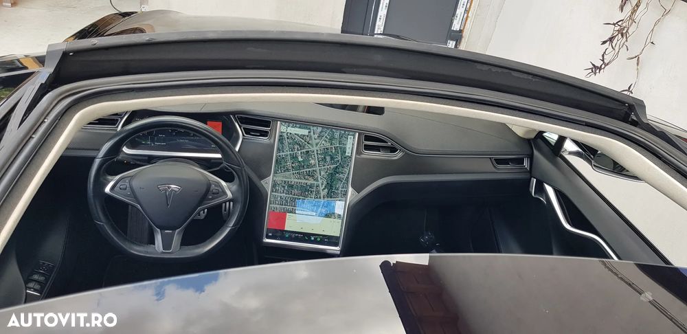 Tesla Model S Performance - 16