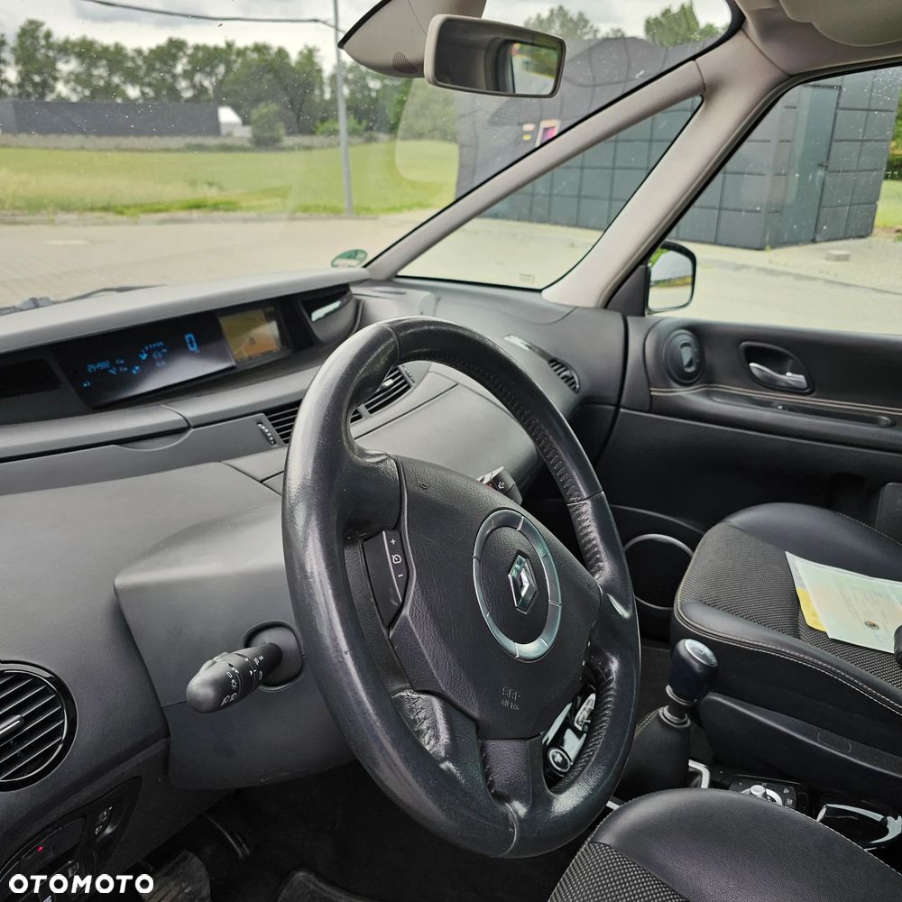 Renault Grand Espace 2.0 dCi FAP Navitech - 15