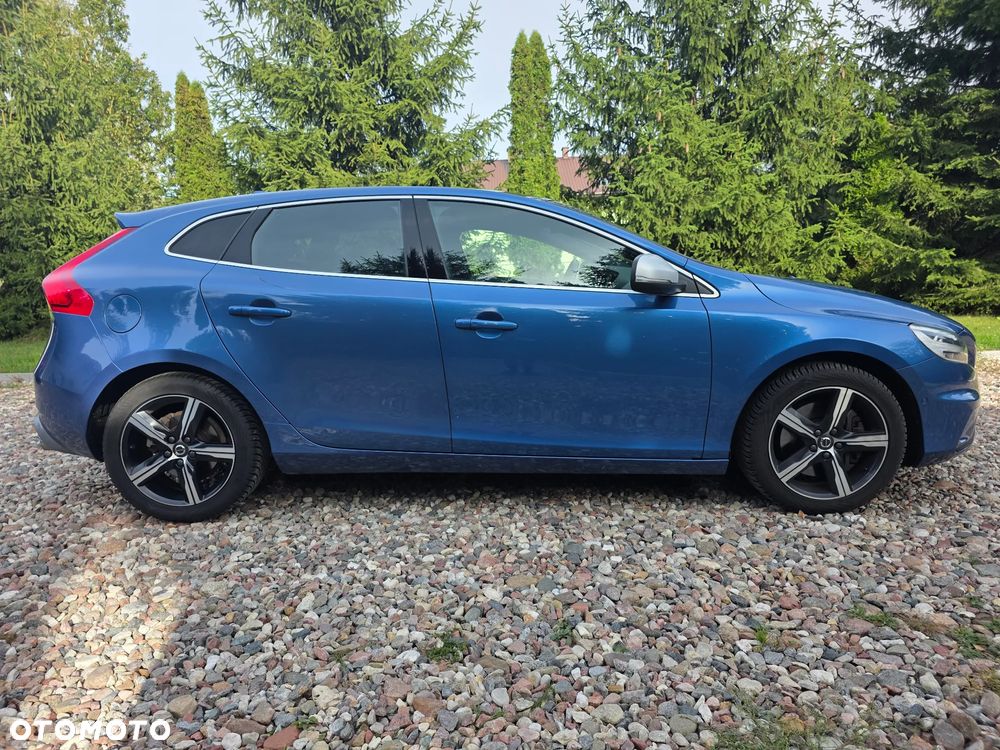 Volvo V40 T3 Drive-E R-Design Momentum - 6