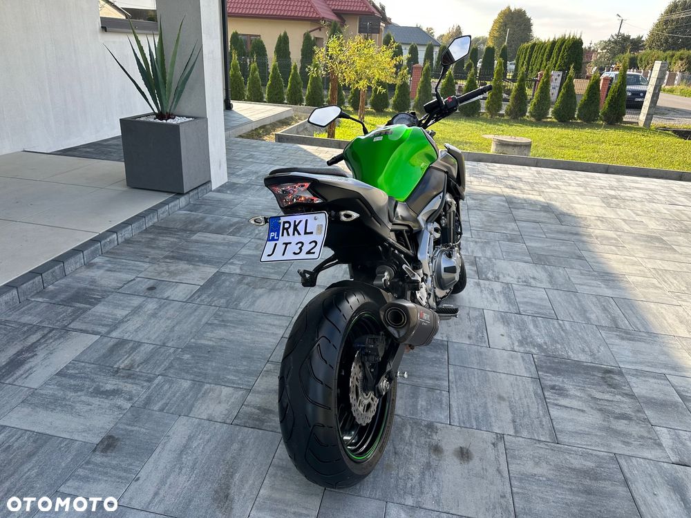 Kawasaki Z 900 - 12