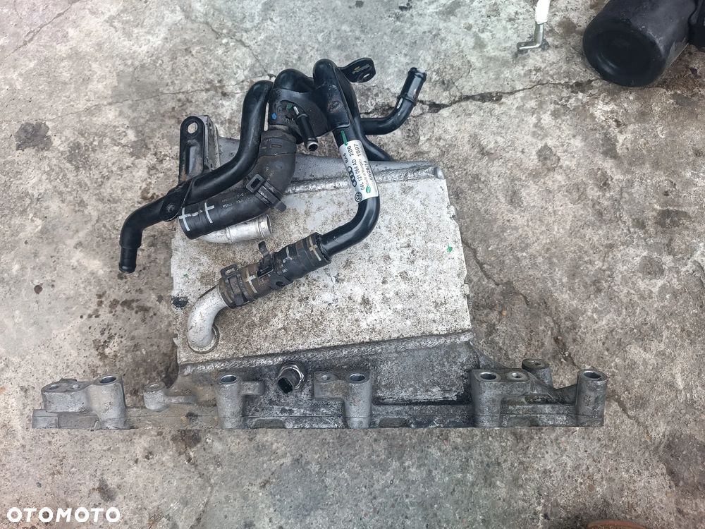 Kolektor ssący 1.6 Tdi 110KM CXXB Golf VII 7  SKODA OCTAVIA III M160739B - 1