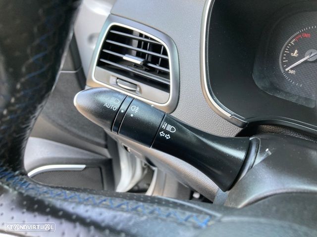 Renault Mégane Sport Tourer 1.5 Blue dCi GT Line - 19