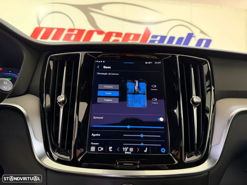 Volvo V60 2.0 T8 AWD TE Plus Dark - 39