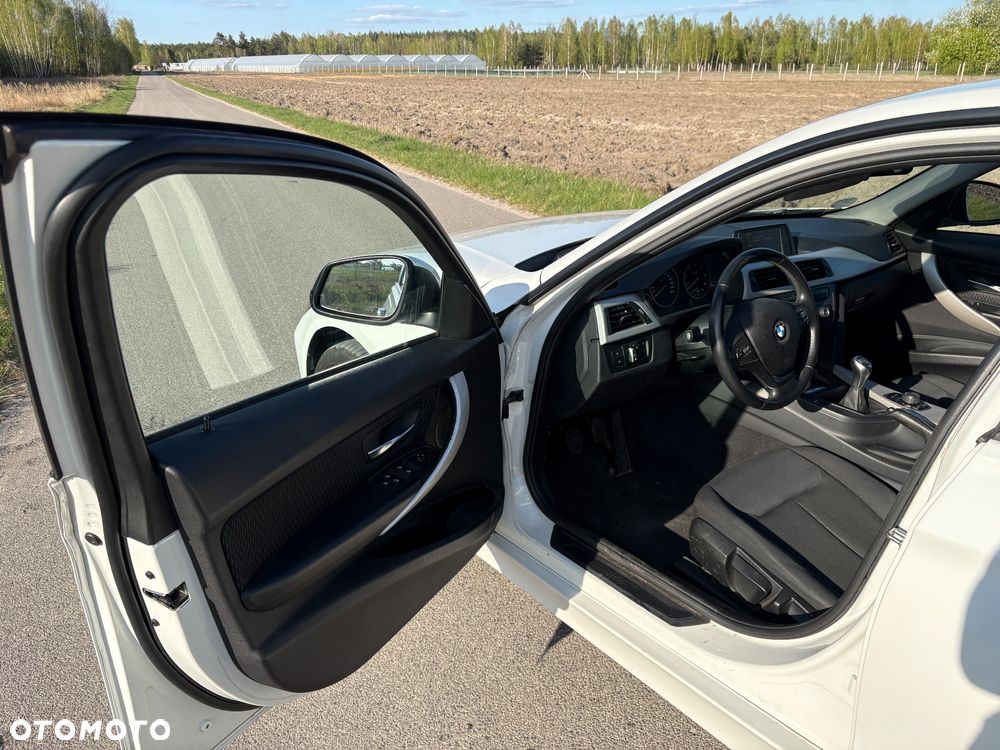 BMW Seria 3 316d - 8