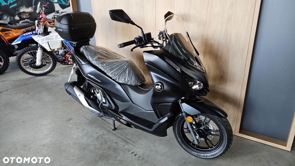 QJMOTOR MTX 125 - 12