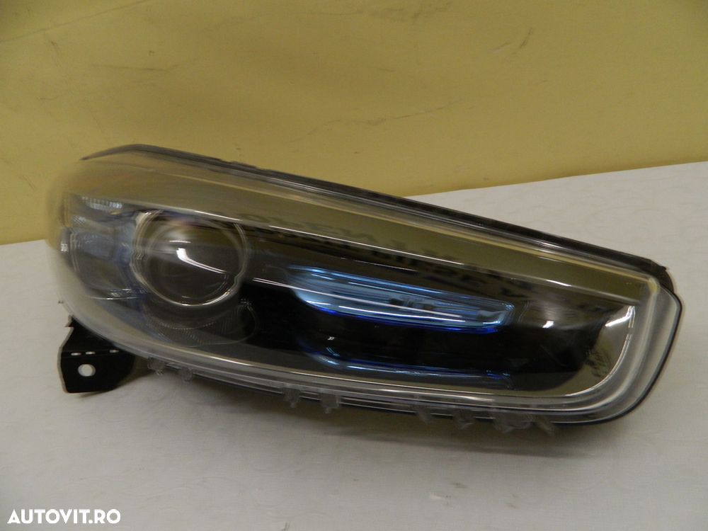 Far dreapta  Renault Zoe Halogen, 2012, 2013, 2014, 2015, 2016, 2017, 2018, cod origine 260109891R. - 3