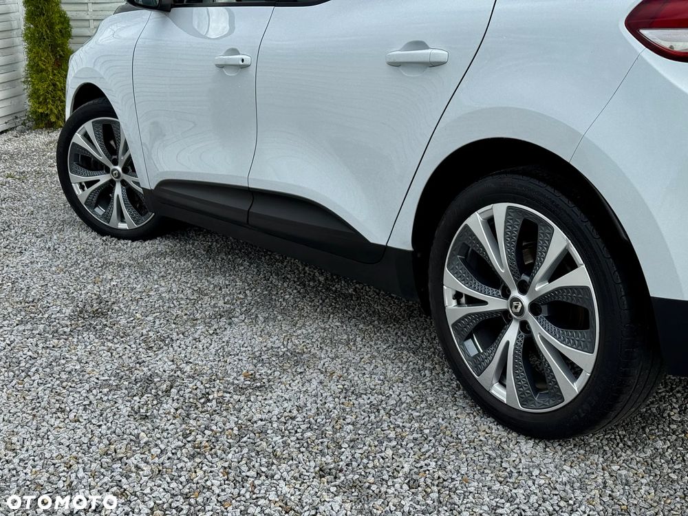 Renault Scenic BLUE dCi 120 BUSINESS EDITION - 24