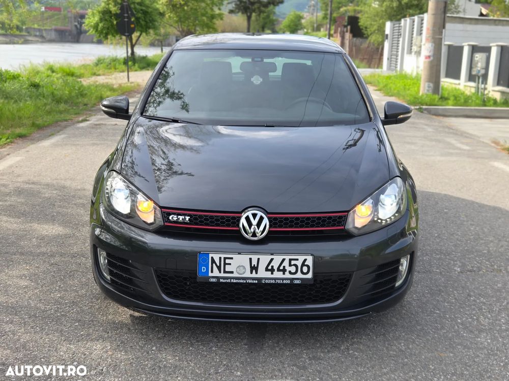 Volkswagen Golf 2.0 GTI - 10