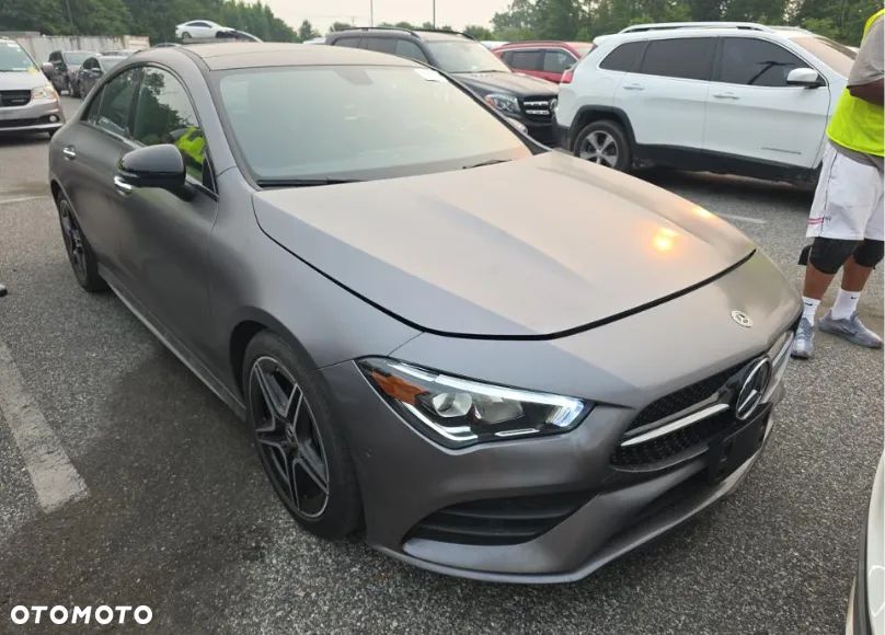 Mercedes-Benz CLA 250 4Matic 7G-DCT AMG Line - 2