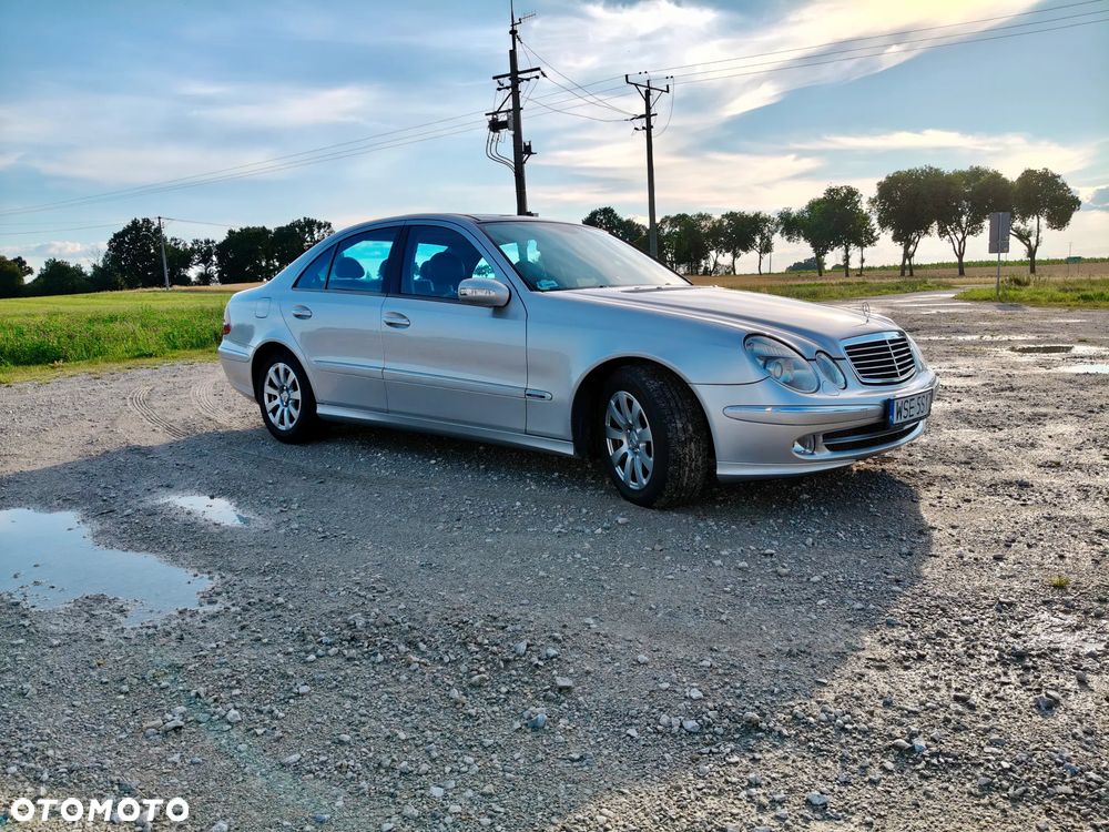 Mercedes-Benz Klasa E - 11