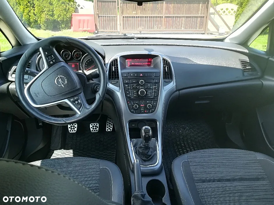 Opel Astra IV 1.4 T Business EU6 - 6