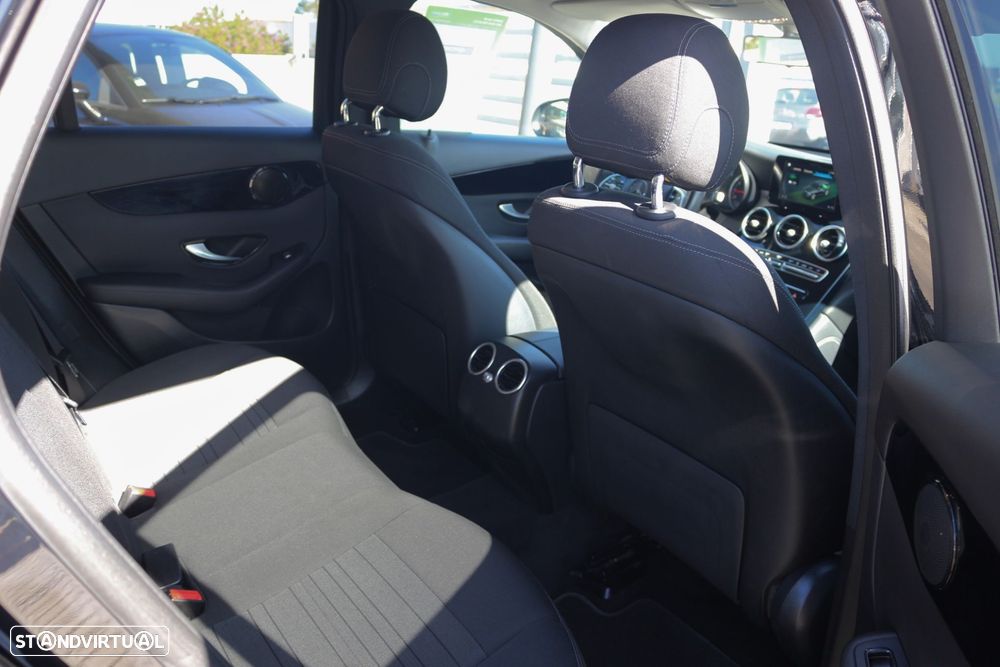 Mercedes-Benz GLC 300 e 4Matic - 40