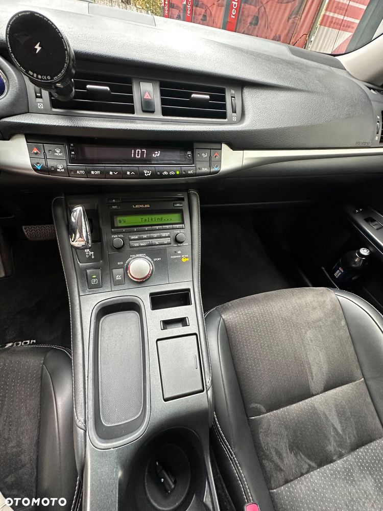 Lexus CT 200h Elegance - 27