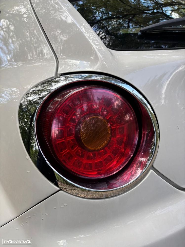 Alfa Romeo MiTo 1.3 JTD Distinctive - 14