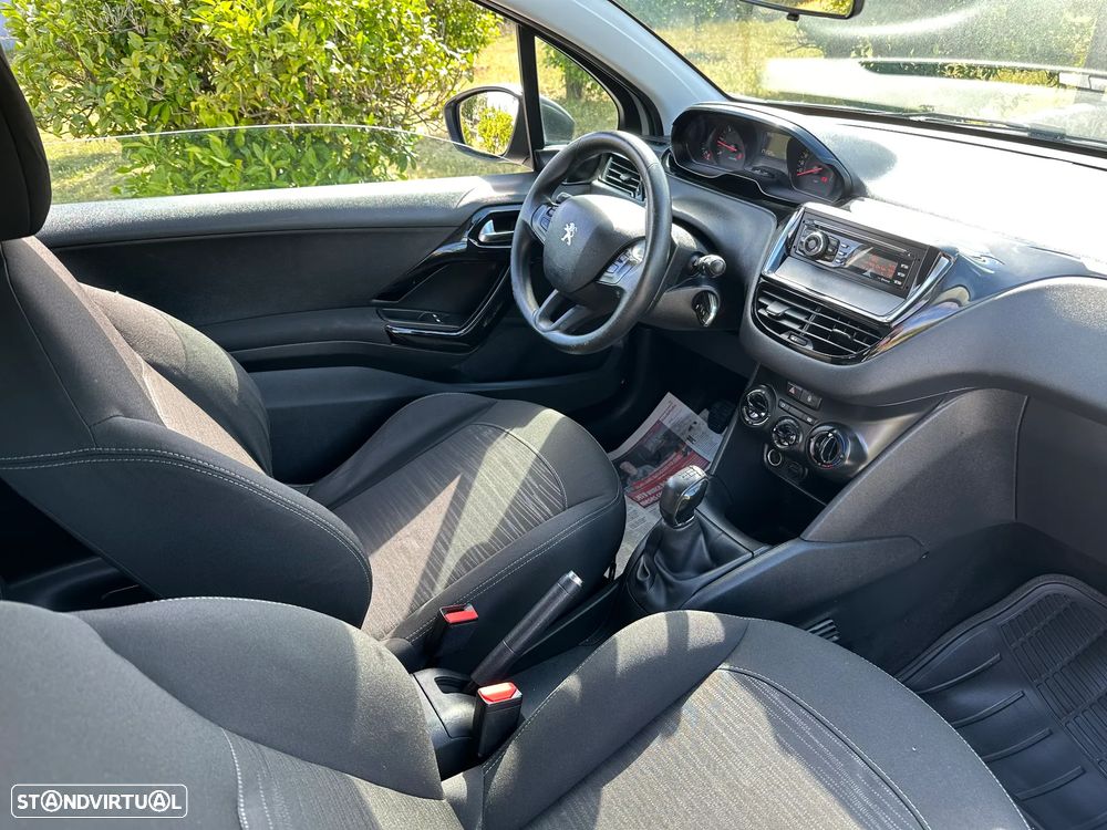 Peugeot 208 HDi 68 Like - 29
