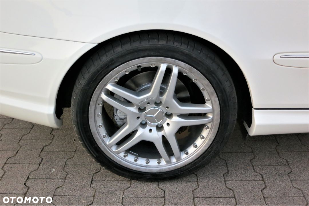 Mercedes-Benz CLK - 16