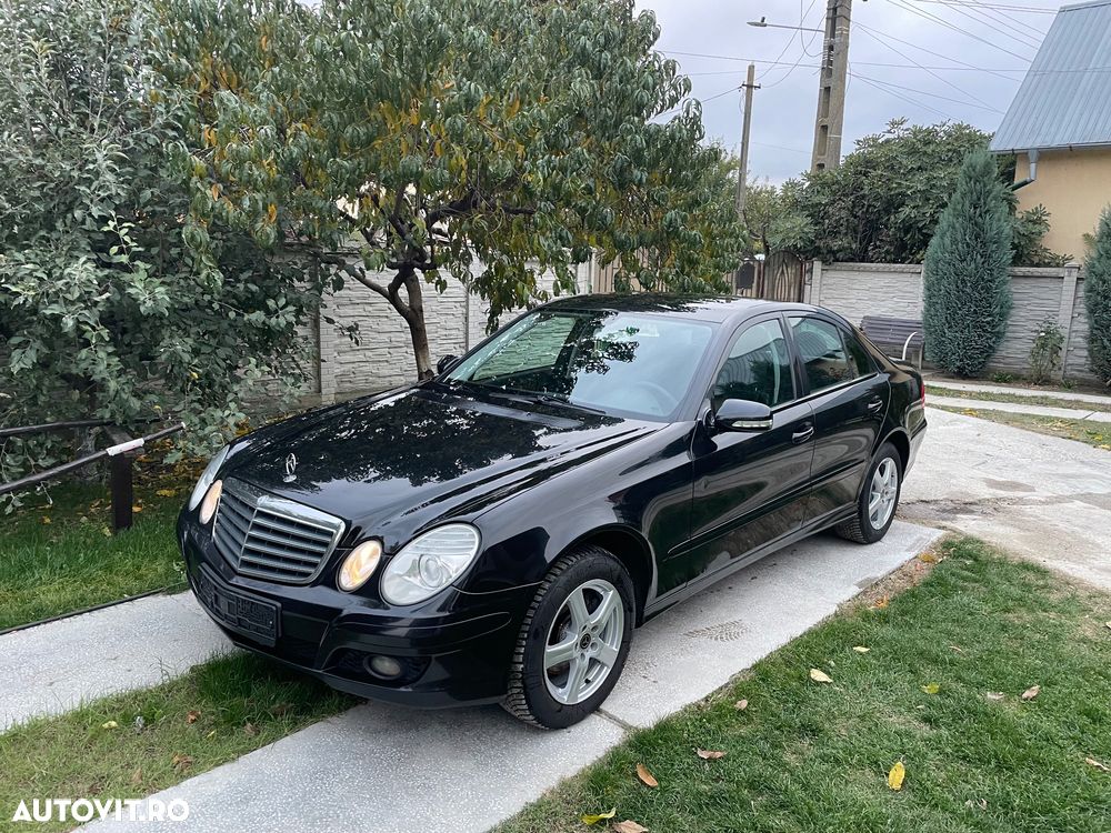 Mercedes-Benz E - 12