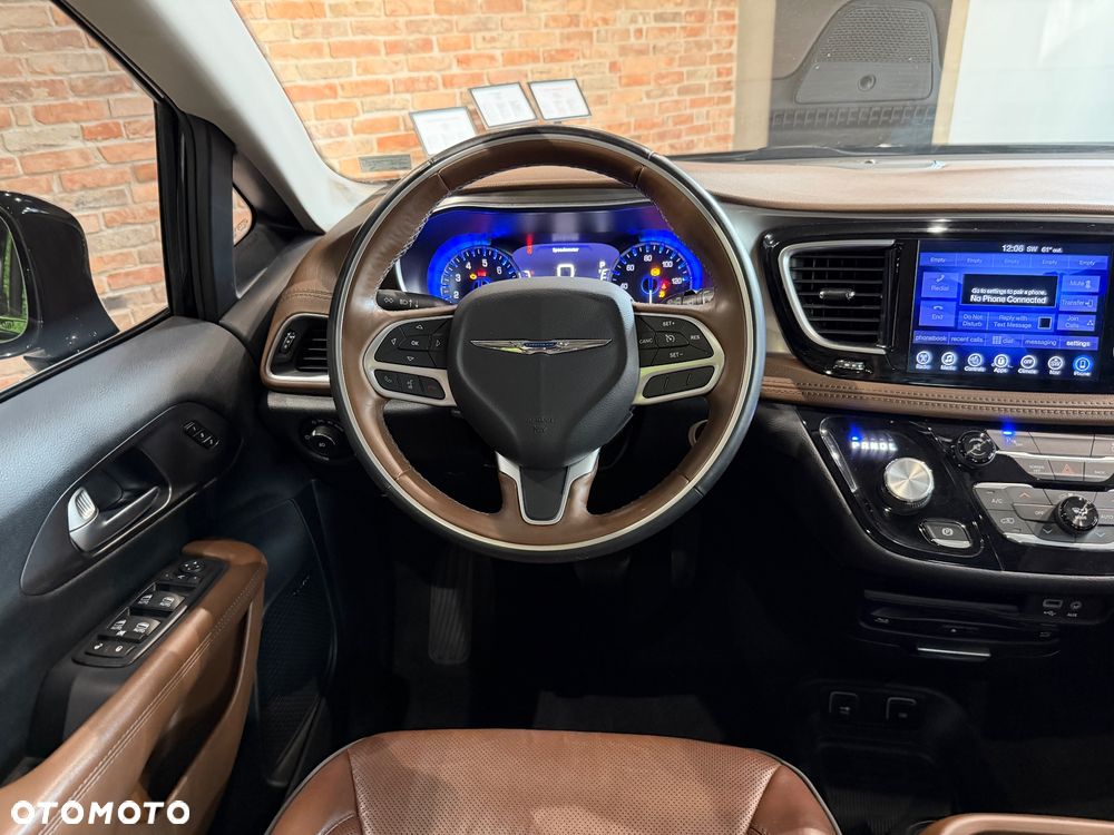 Chrysler Pacifica - 14