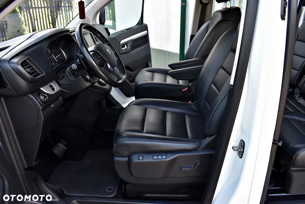 Peugeot Traveller L2 2.0 EAT6 Business VIP - 32