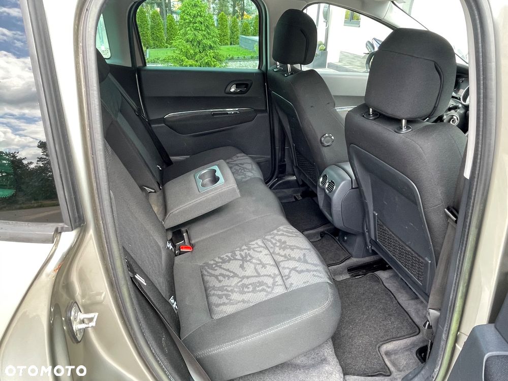 Peugeot 3008 2.0 HDi Premium - 20