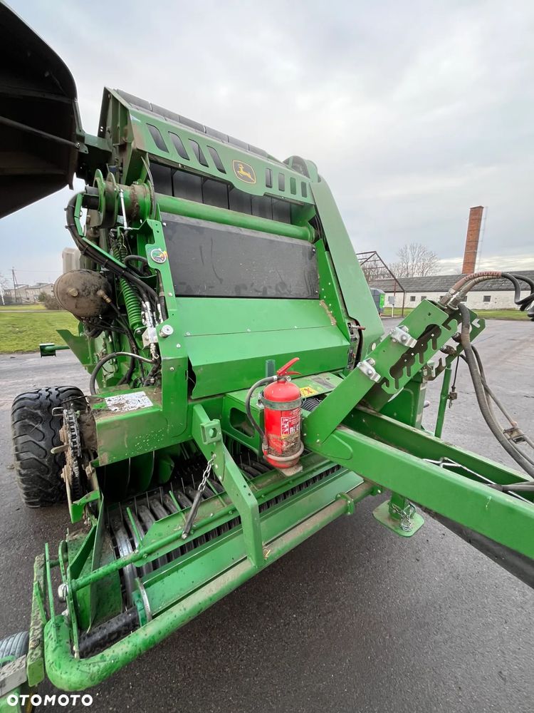 John Deere V451M - 9