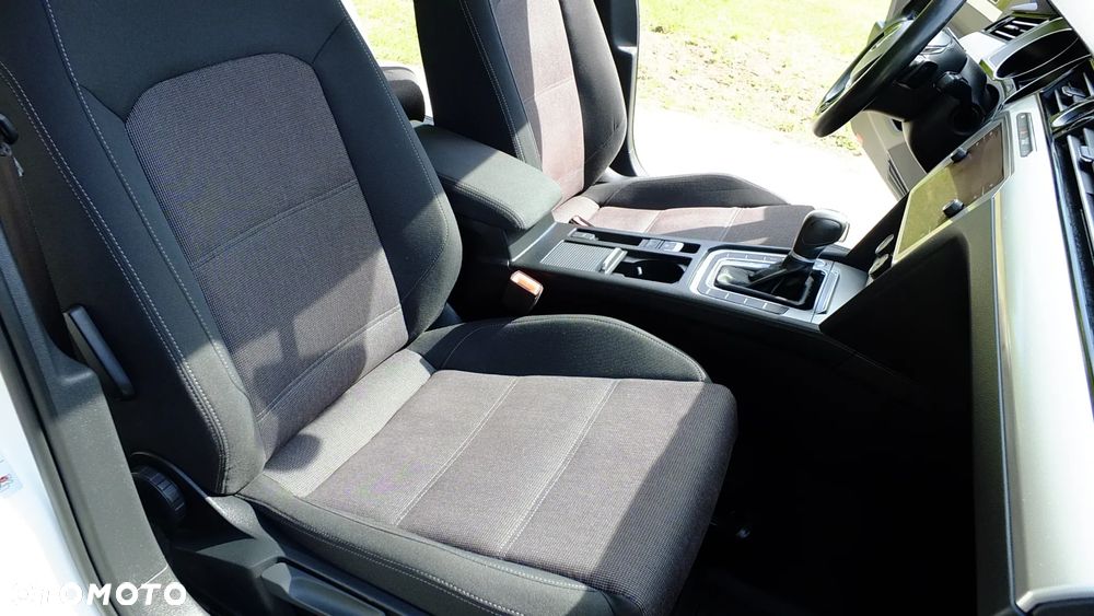 Volkswagen Passat 2.0 TDI BMT Highline DSG - 16