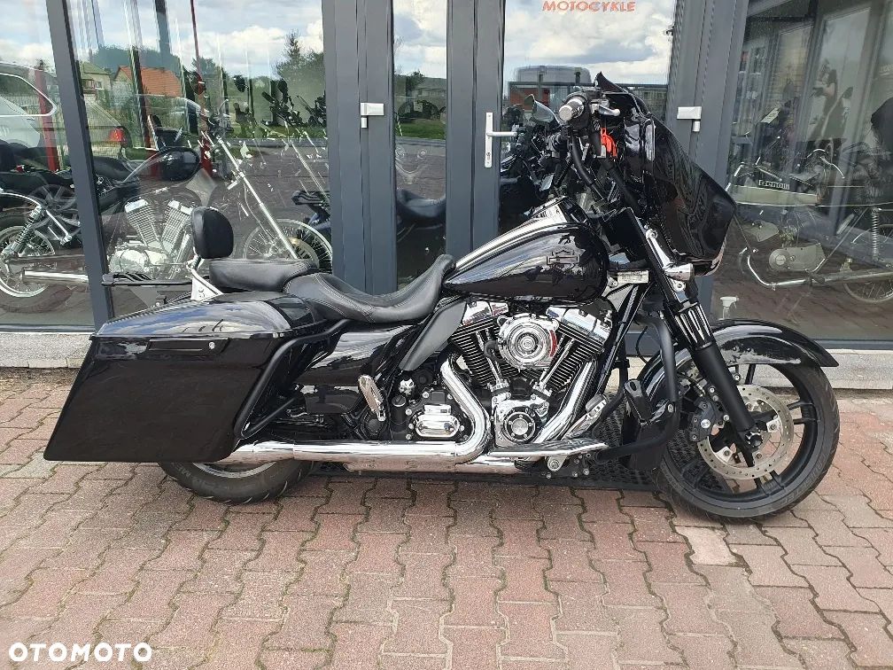 Harley-Davidson Touring Street Glide - 1