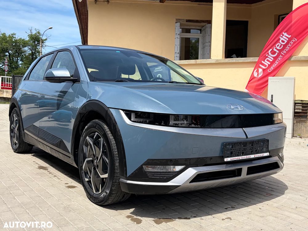 Hyundai IONIQ - 10