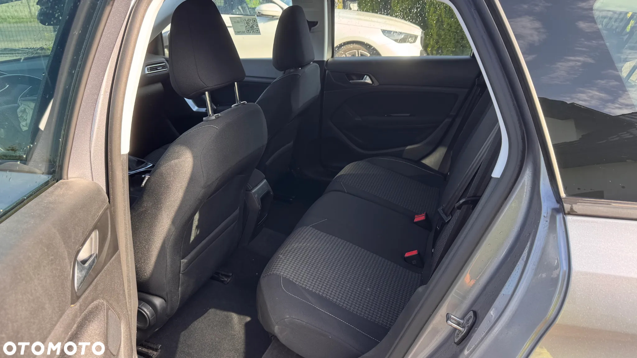 Peugeot 308 SW BlueHDi 130 Stop & Start Active - 19