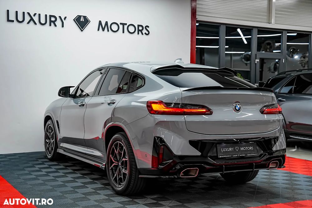BMW X4 xDrive20i AT MHEV - 34