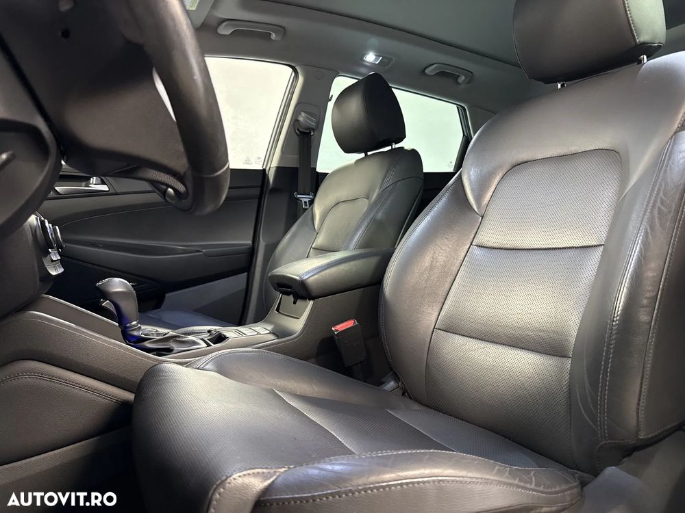 Hyundai Tucson 1.6 T-GDi 4WD 7DCT Luxury - 11