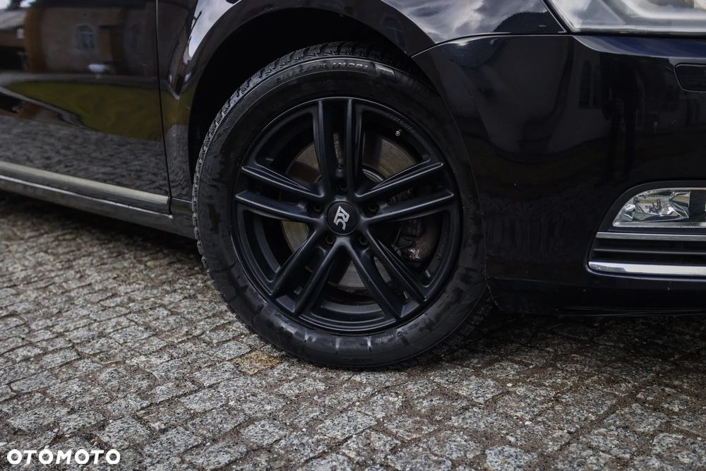 Volkswagen Passat 2.0 TDI 4Motion DSG BlueMotion Tech Highline - 5